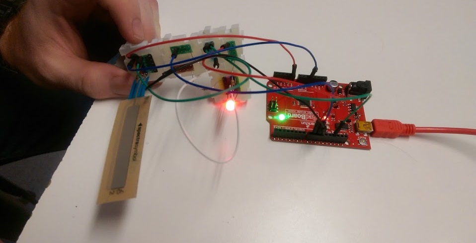 BitBlox circuit with Arduino, flexsensor, and LED BitBlox circuit with Arduino, flexsensor, and LED